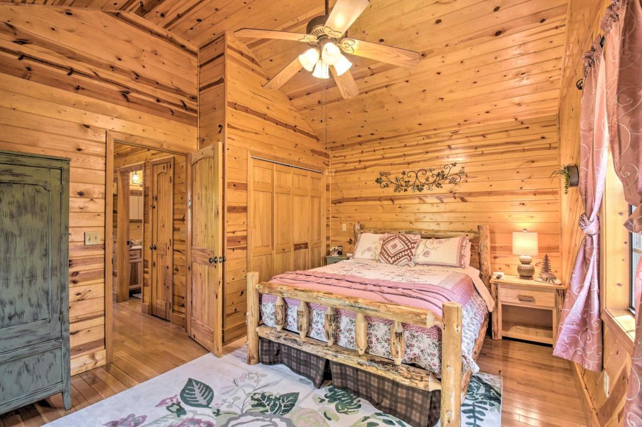 Cozy Hiawassee Cabin With Fire Pit And Mtn Views! Dış mekan fotoğraf